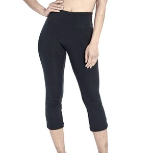 Balance Collection Capris